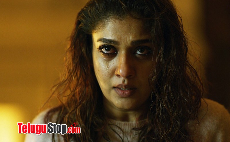 Nayanatara starrer vasanthakalam-Nayanatara Photos,Spicy Hot Pics,Images,High Resolution WallPapers Download